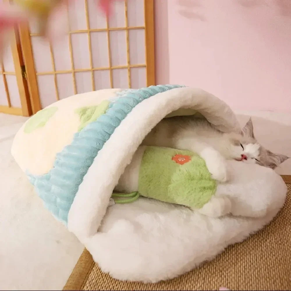 Semi-closed Cat Sleeping Bag Removable ( Cushion with Pillows )