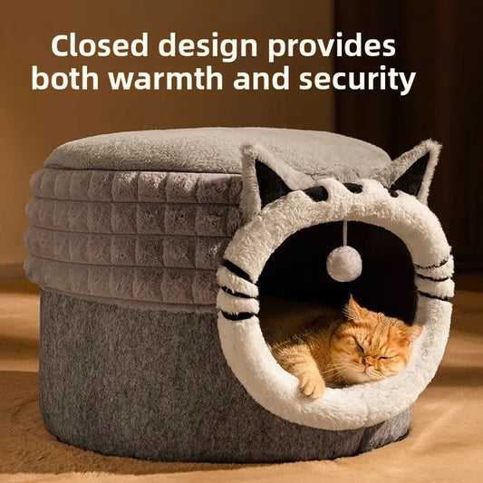 Cat house warm in winter